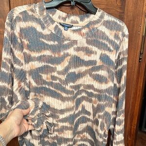 Democracy Multicolor Textured Sleeve Top